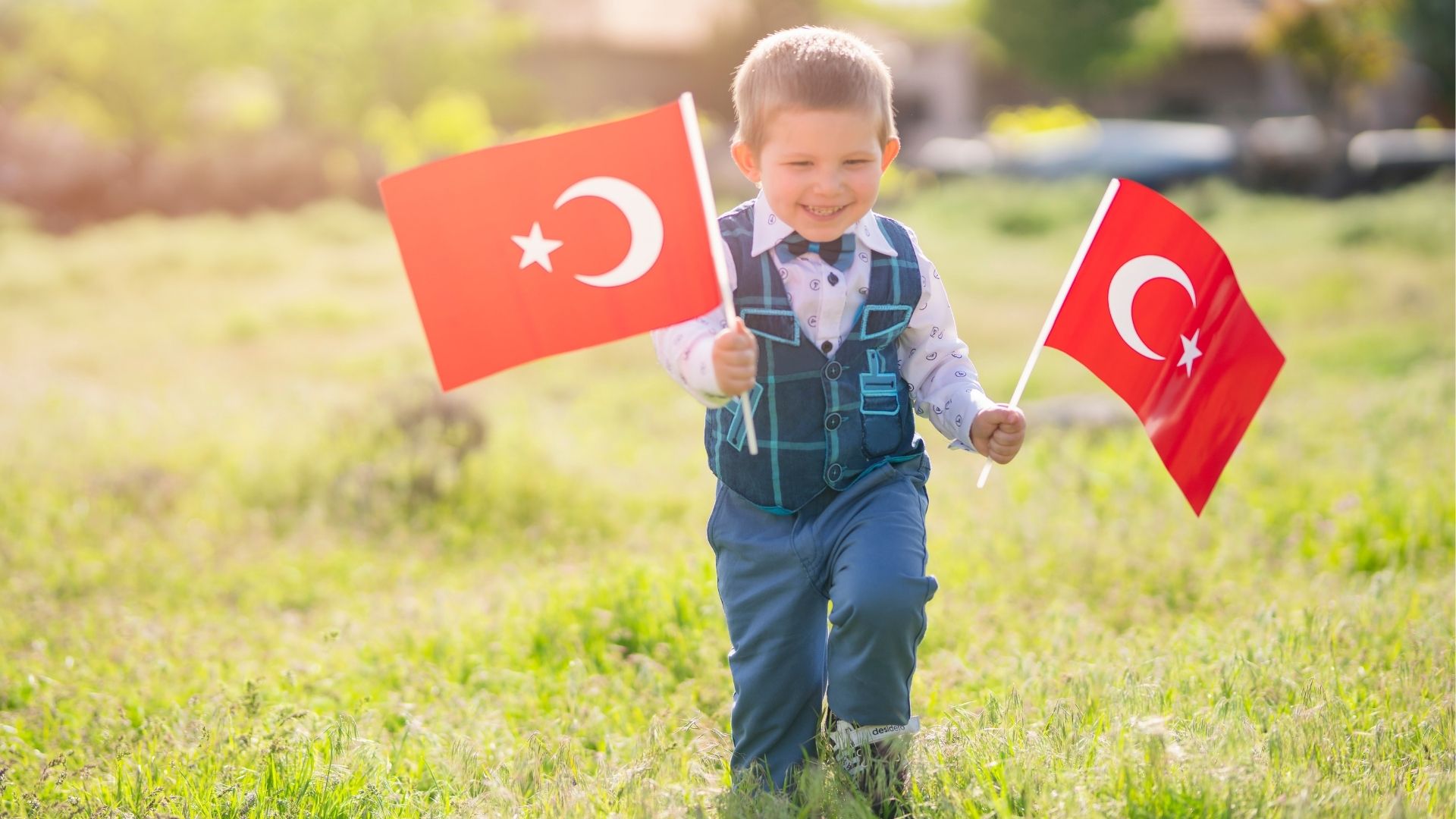 Çocuğunuza Demokrasiyi Nasıl Anlatabilirsiniz?